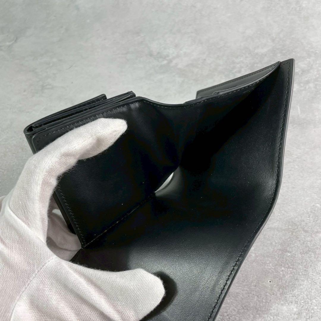 【箱付美品✨】CELINE 三つ折り財布 トリフォールドウォレット 黒 本革