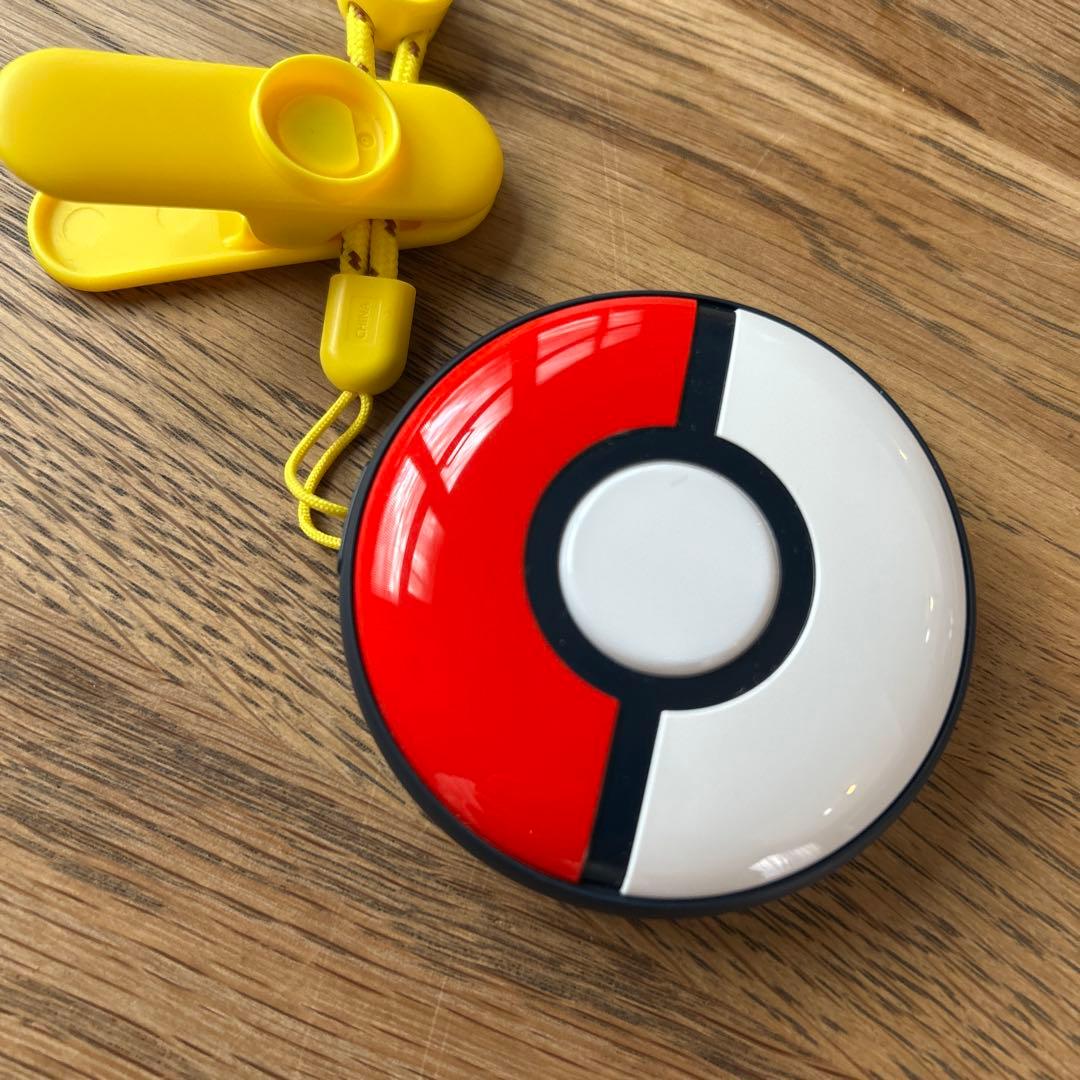 Pokemon GO Plus + ポケモンゴー　プラスプラス