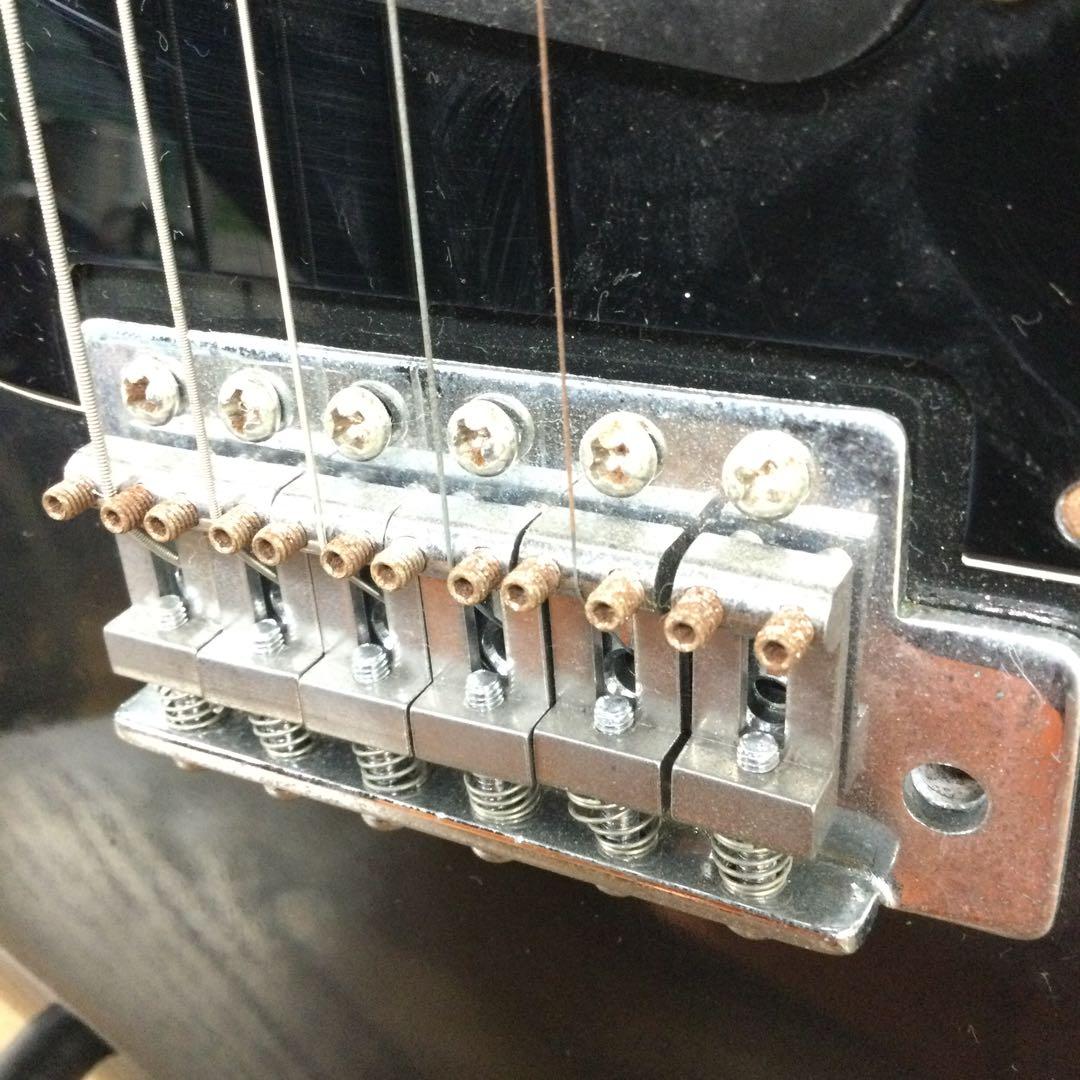 ジャンク品 HOLLY エレキギター ストラト型 スタンド付