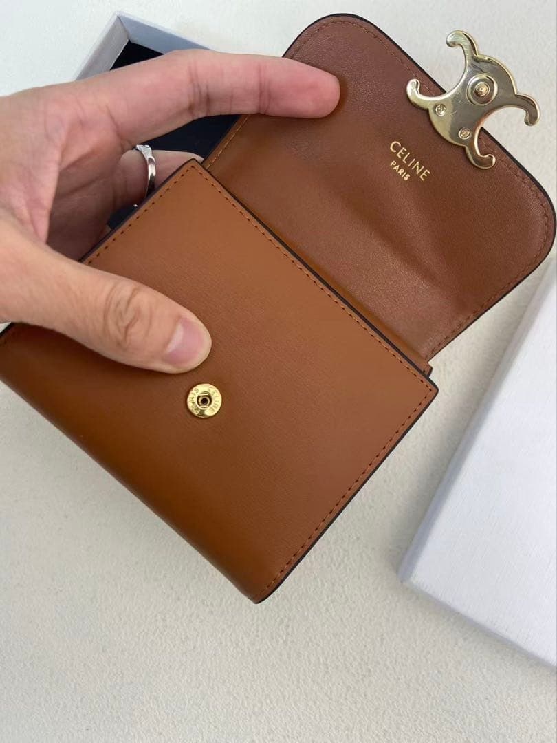CELINE トリオンフ レザーウォレット ブラウン 中古
