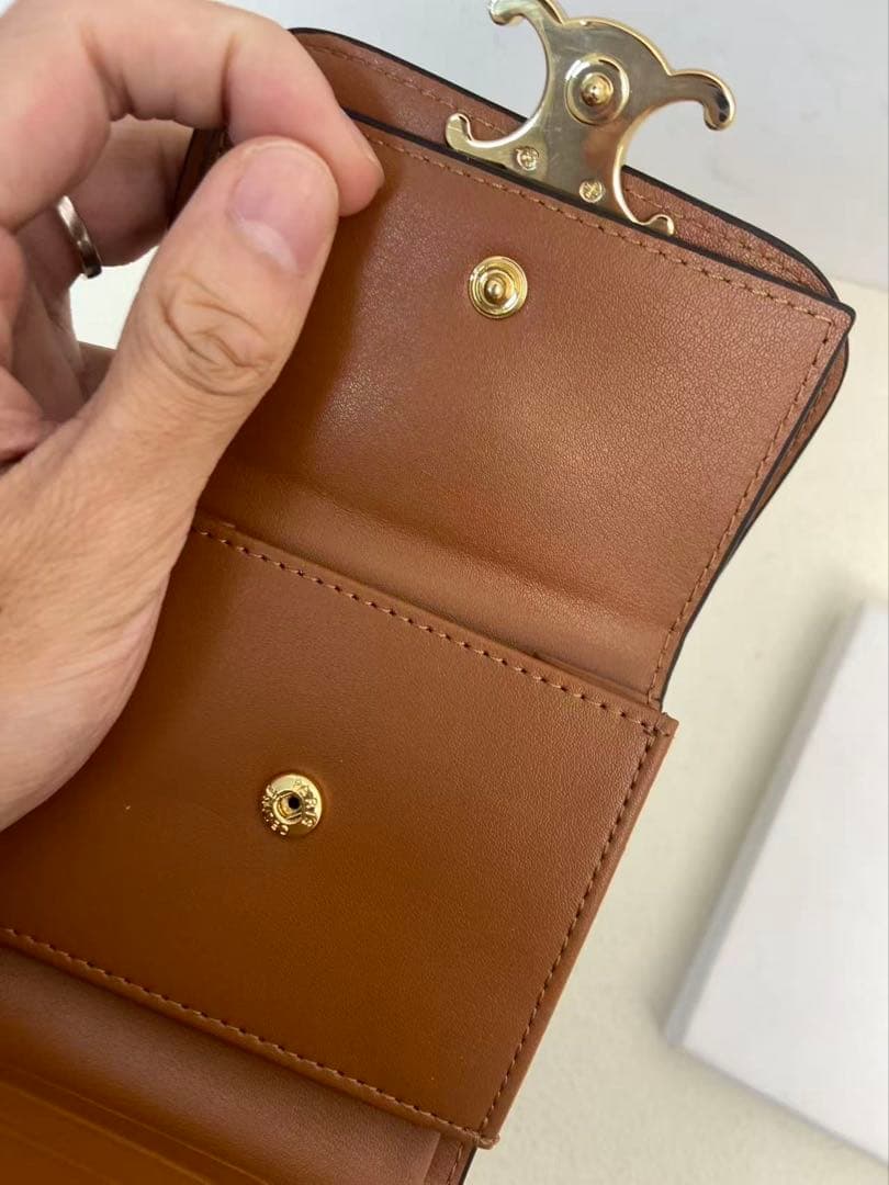 CELINE トリオンフ レザーウォレット ブラウン 中古