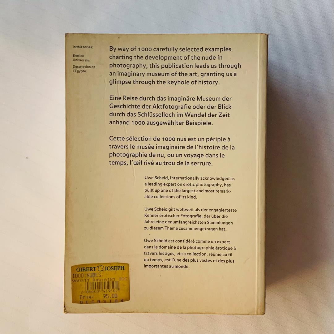 1000 Nudes 　洋書中古品