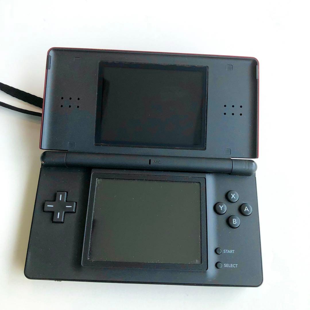 ニンテンドーDSI レッド　ソフト付ともだちコレクション、まちがいさがし、脳トレ
