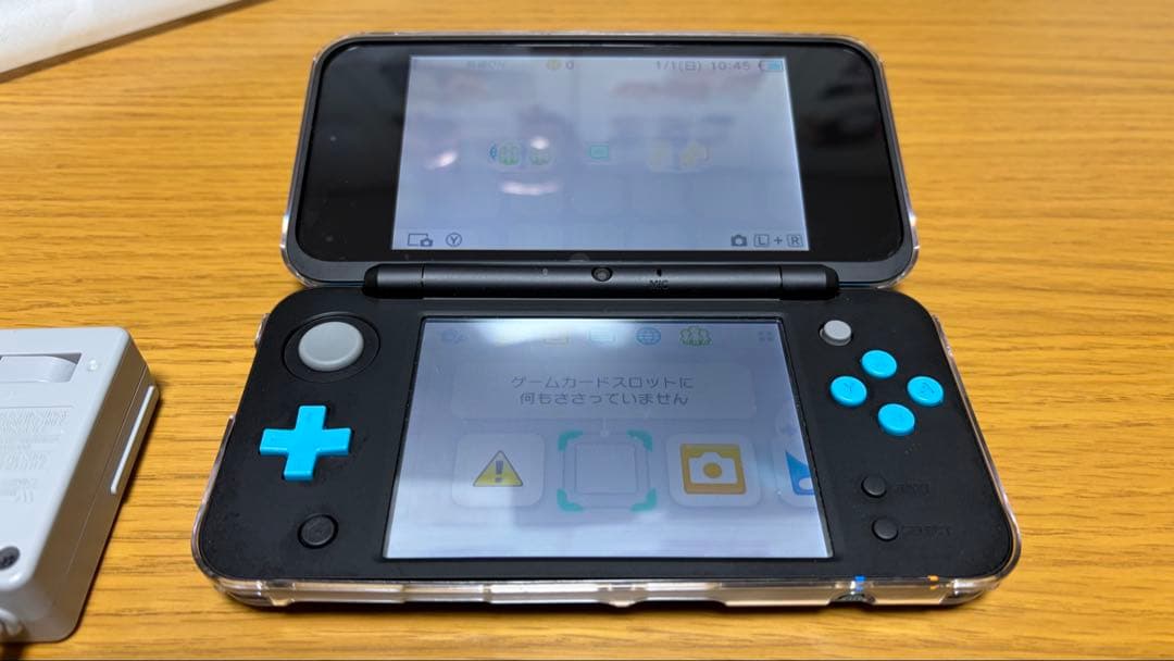 new ニンテンドー 2DS LL ブラック×ターコイズ　　充電器付き