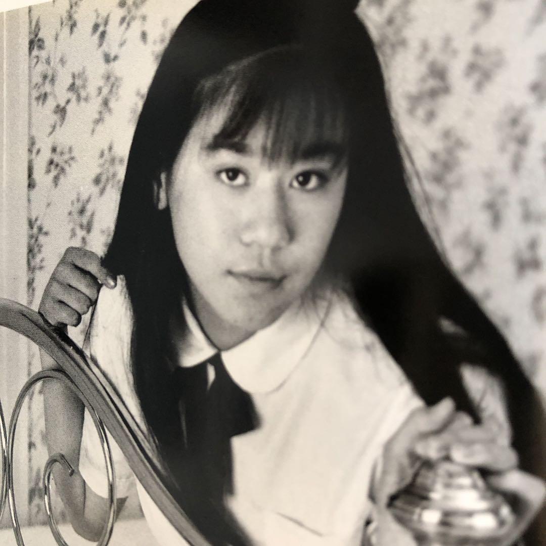荒木経惟作品　 制服の㊙︎処女