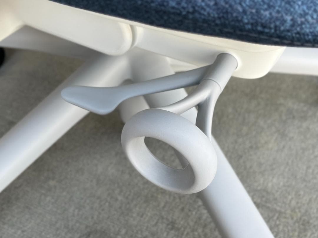 極美品☆2018年製／Herman Miller／セイルチェア／デスクチェア ①