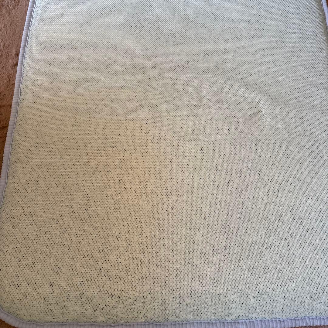 専用　フィーヌエアーマット Mサイズ 60×100cm