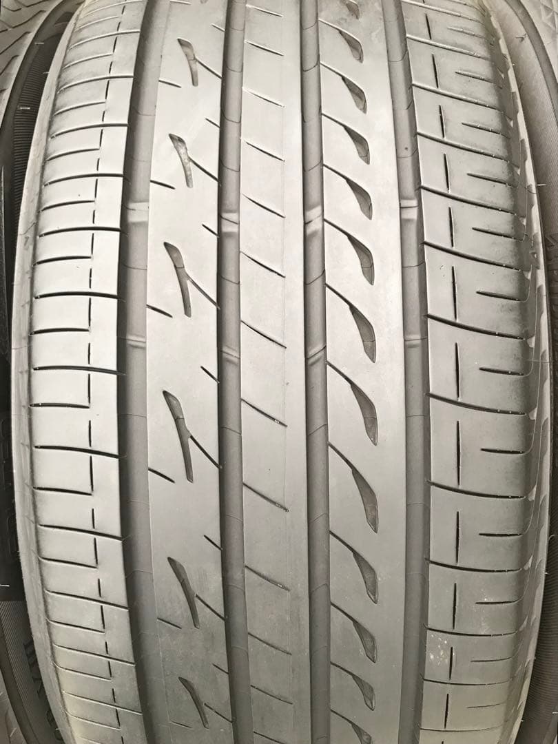 225/45 R17 BRIDGESTONE REGNO GR-XIII、24年