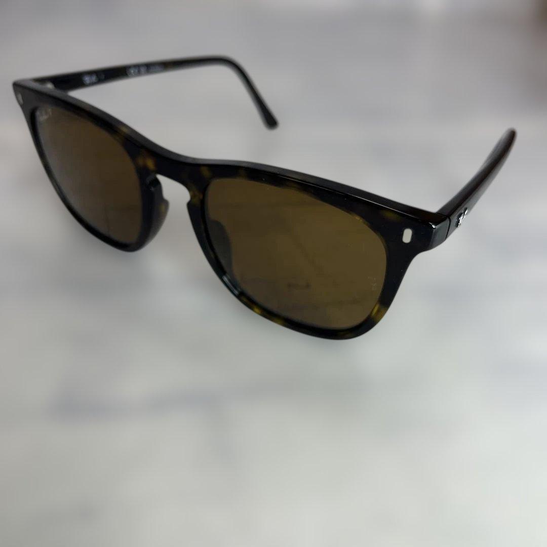 Ray Ban レイバン　RB2210F　偏光レンズ　サングラス