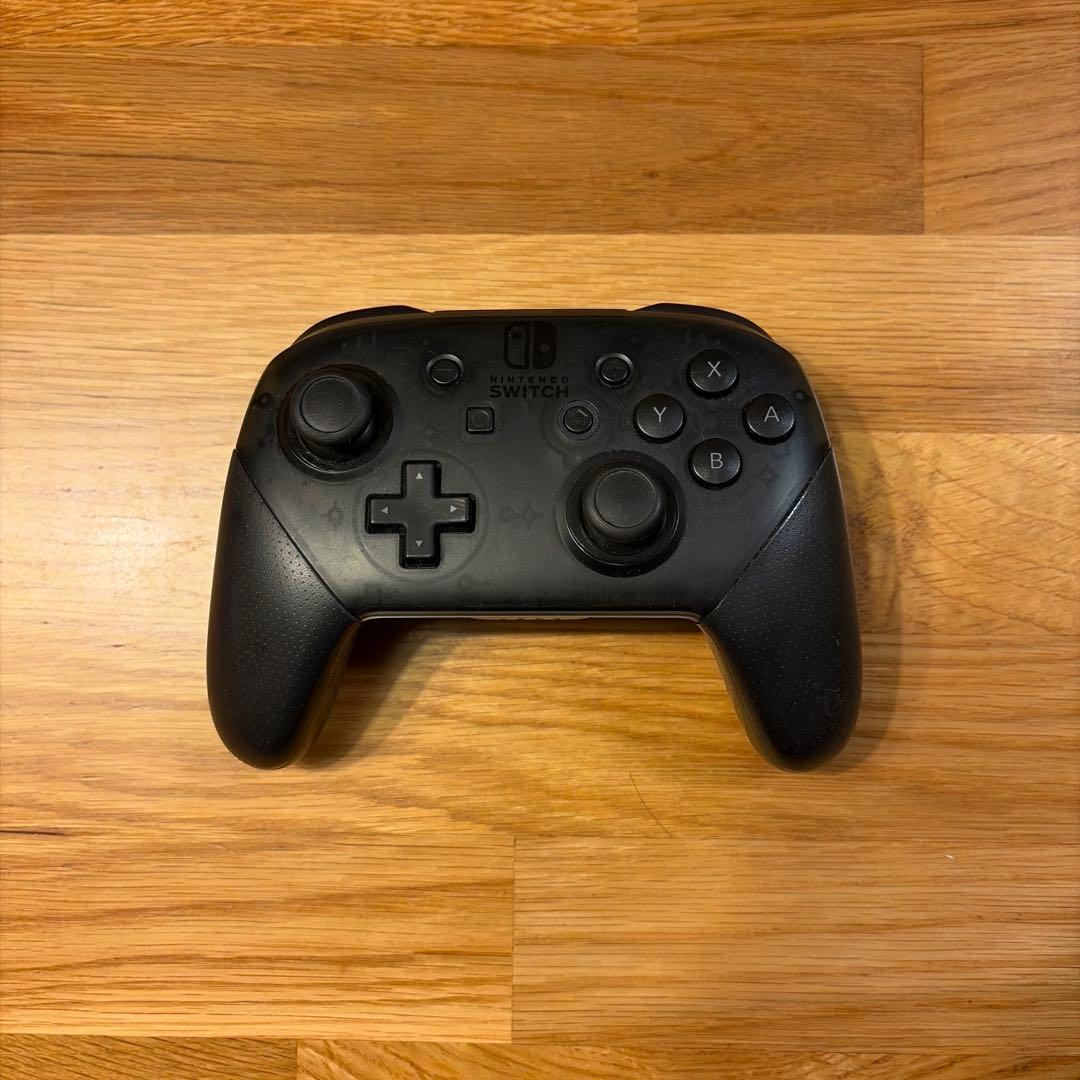Switch本体、プロコントローラー付き