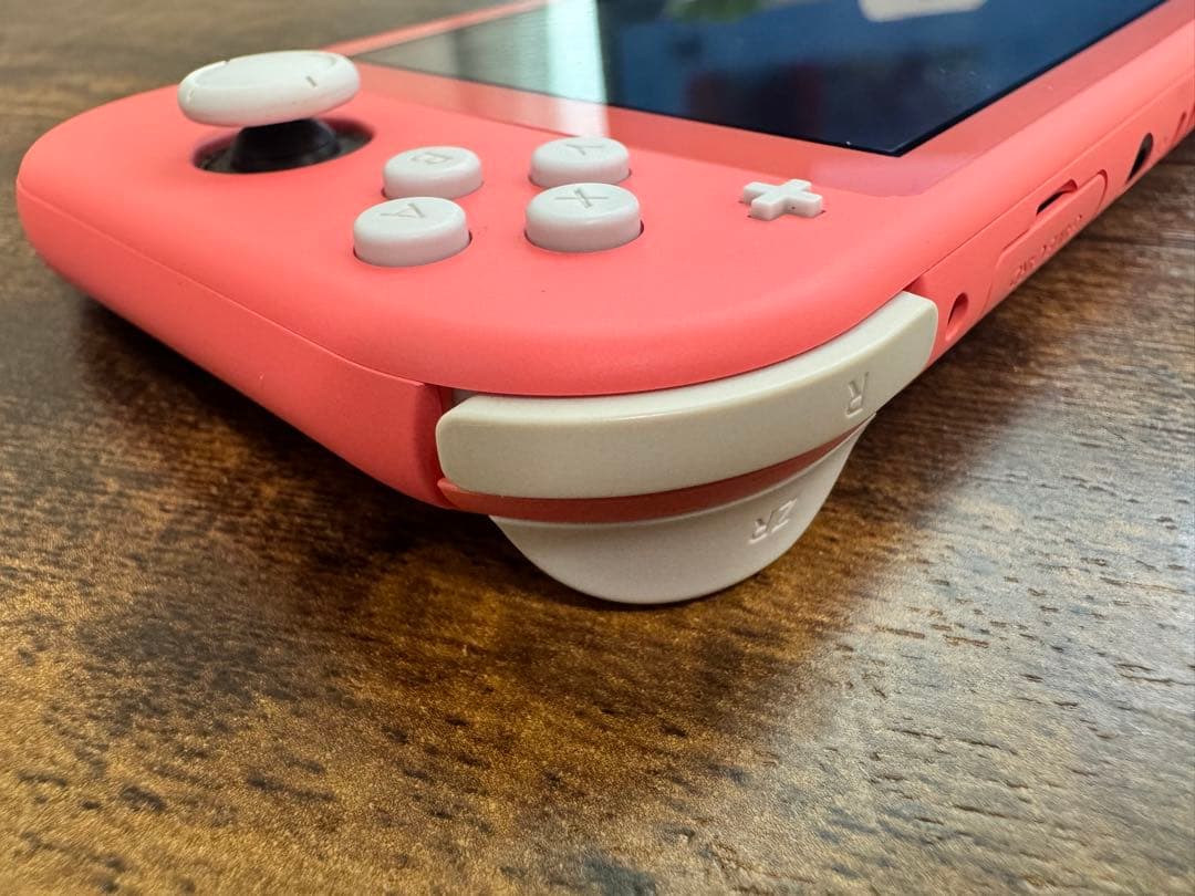 Nintendo Switch Liteコーラルあつまれどうぶつの森セット