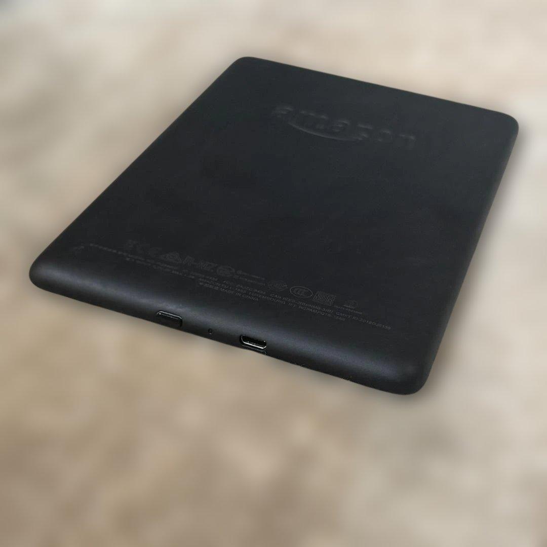 Kindle Paperwhite (第10世代) 　8GB Wi-Fi