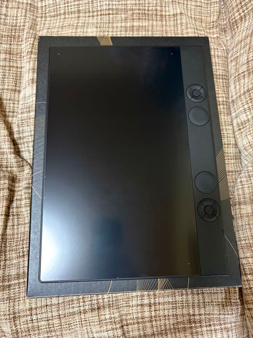 WACOM ワコム Intuos Pro medium PTK670K0C