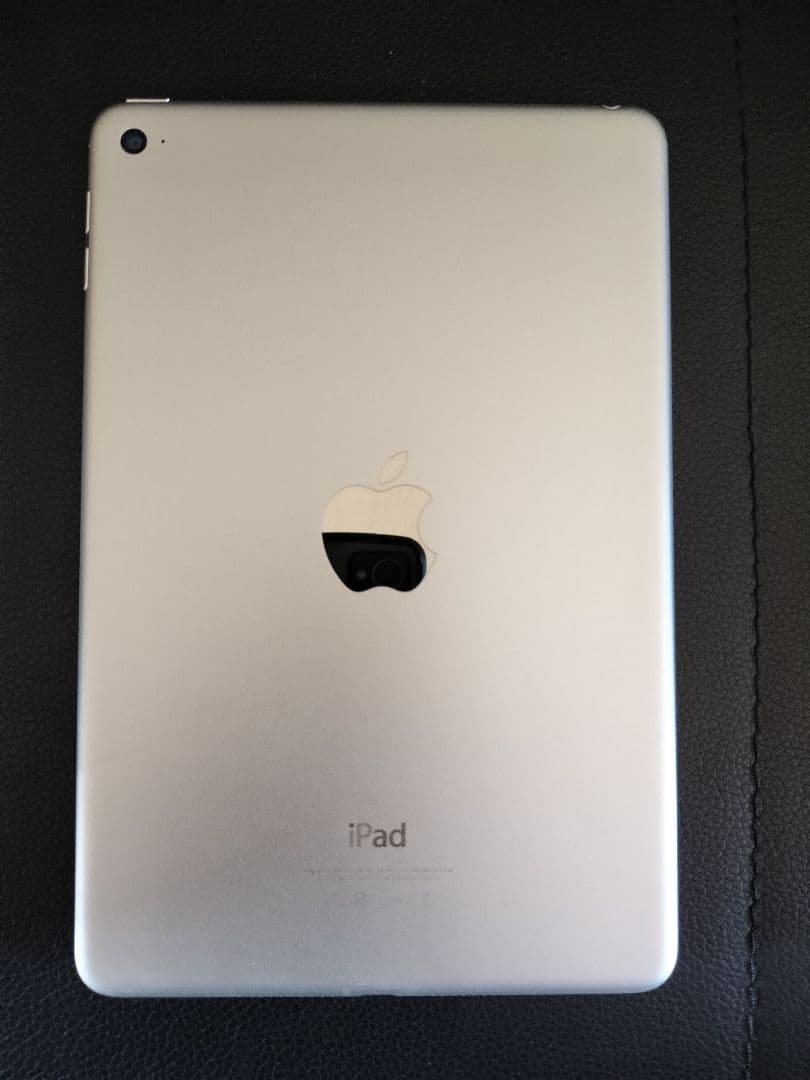 iPad mini4 128GB シルバー Wi-Fiモデル 本体