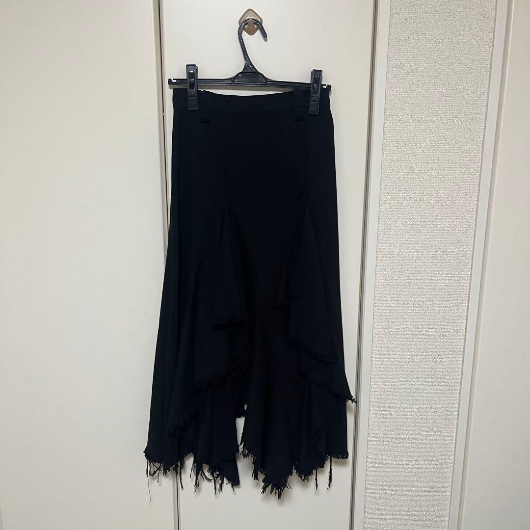 PINUE ピヌエ ダメージラッフルスカート Sサイズ　ブラック