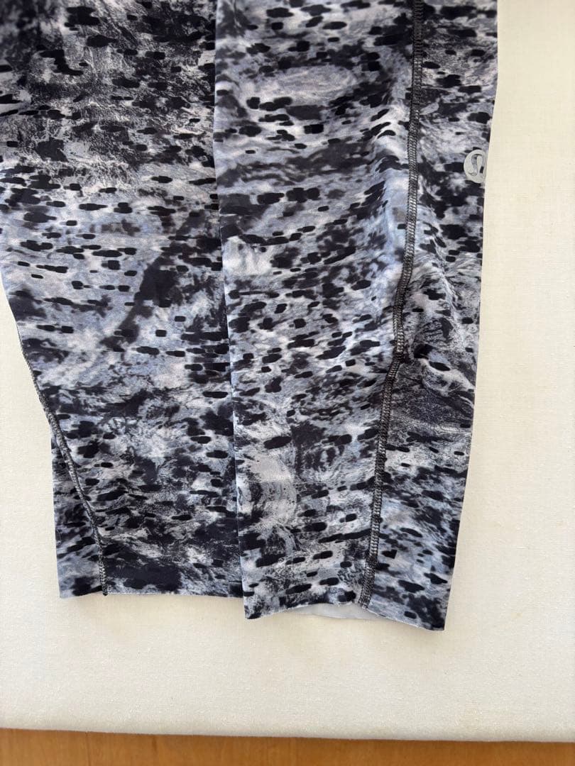 【試着のみ】ルルレモン レギンス xs BASE PACE Asia
