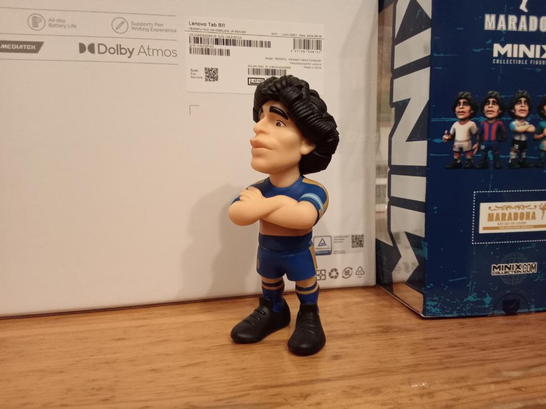 マラドーナ MINIX フィギュア ボカ 美品 メッシ