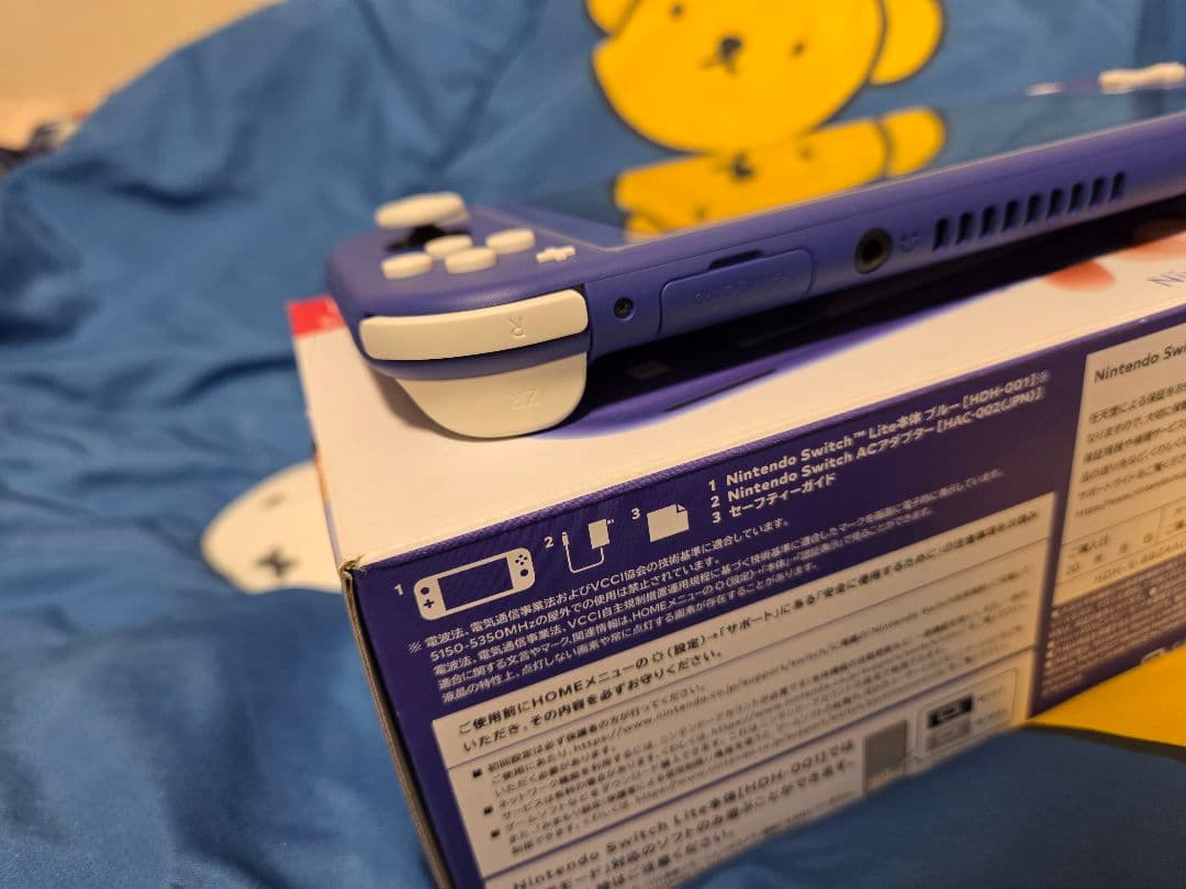 Nintendo Switch lite ブルー充電器付き