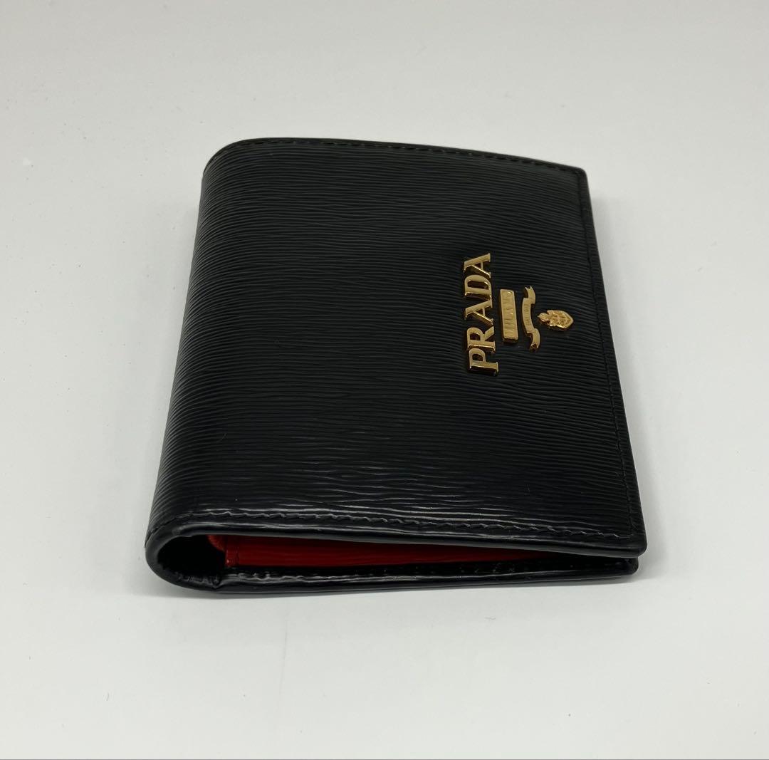 ⭐️ 極美品 プラダ ヴィッテロムーブ 二つ折り財布 ミニウォレット ブラック