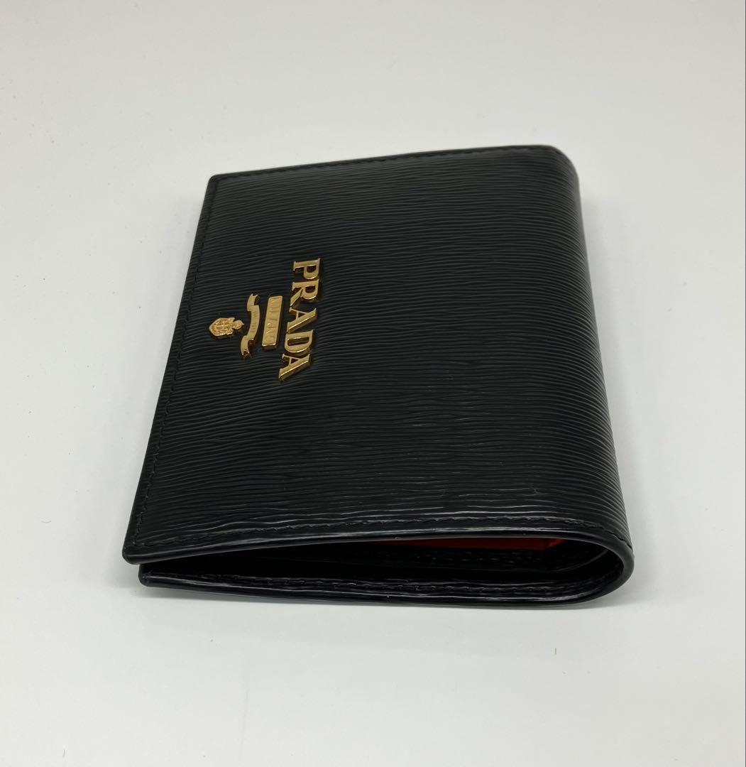 ⭐️ 極美品 プラダ ヴィッテロムーブ 二つ折り財布 ミニウォレット ブラック