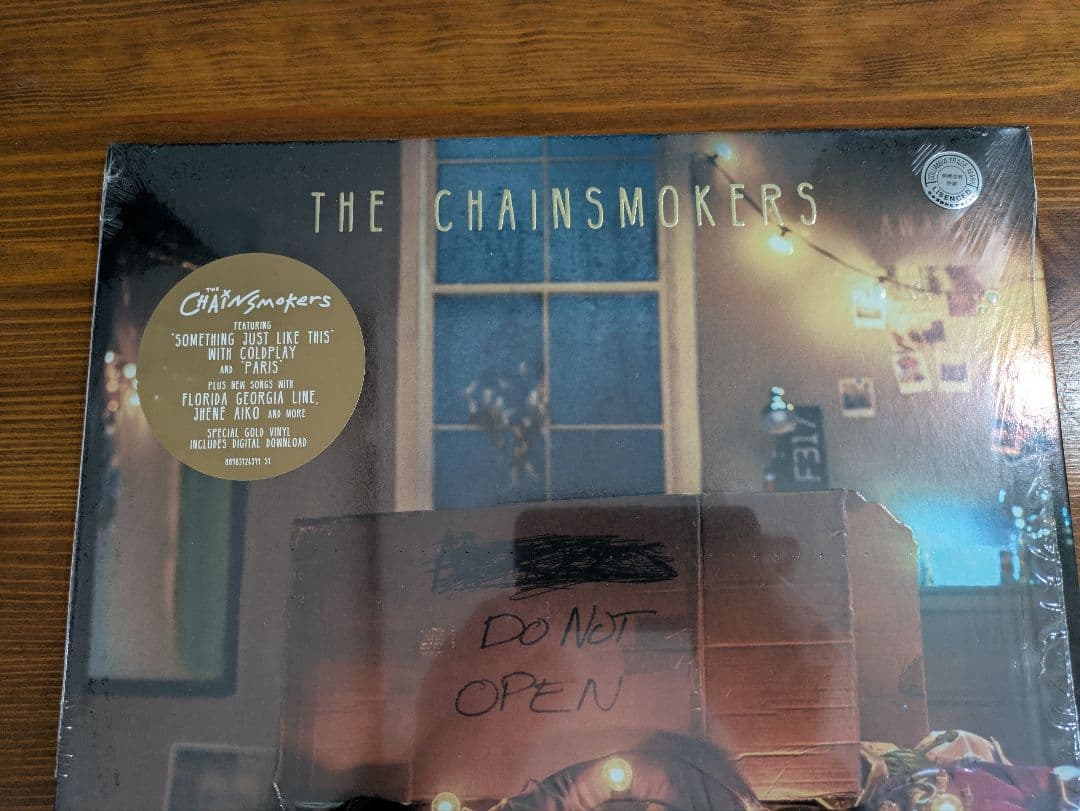 洋楽 THE CHAINSMOKERS MEMORIES DO NOT OPEN