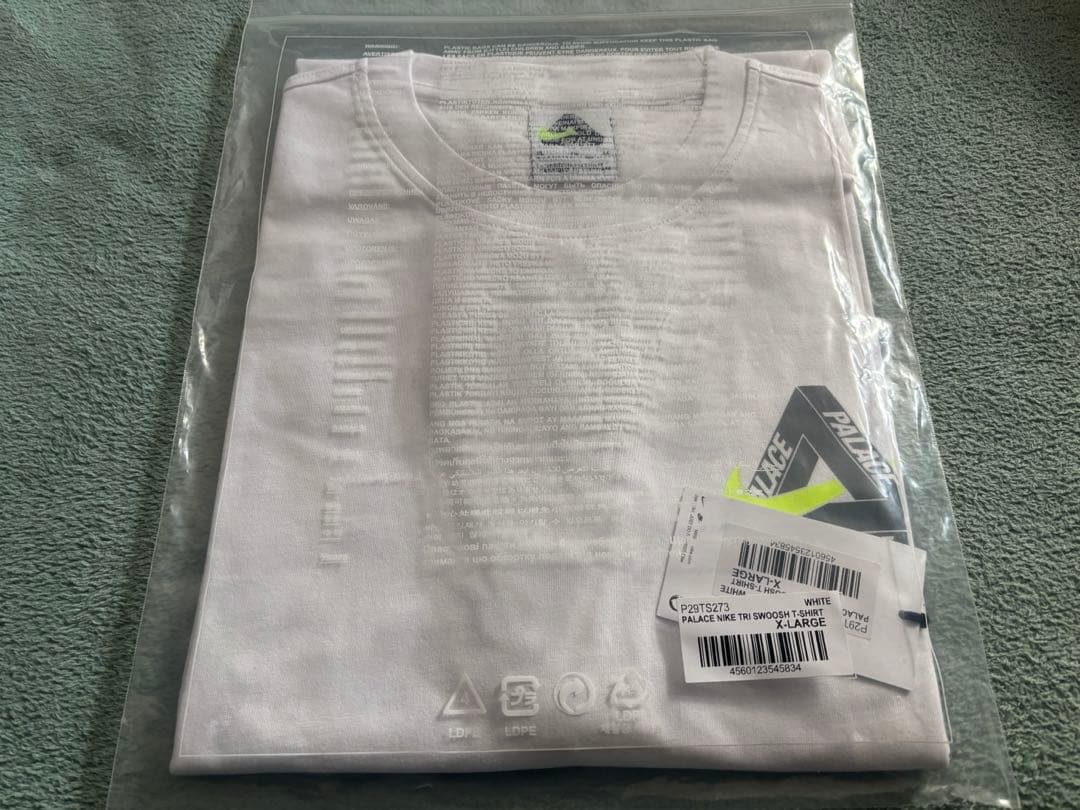 トップス XL PALACE NIKE TRI SWOOSH T-SHIRT WHITE