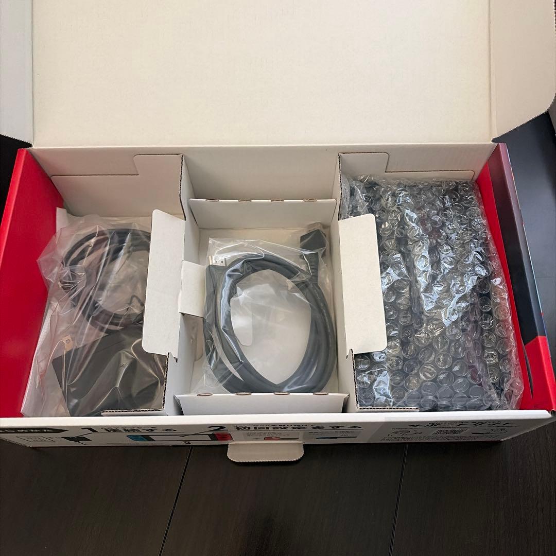 Nintendo Switch 本体　ドック　充電器　箱　マイクロSD