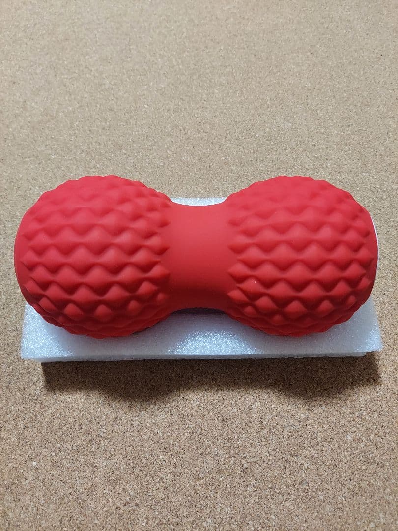 【美品】東急スポーツオアシス　シェイプツインボール　赤