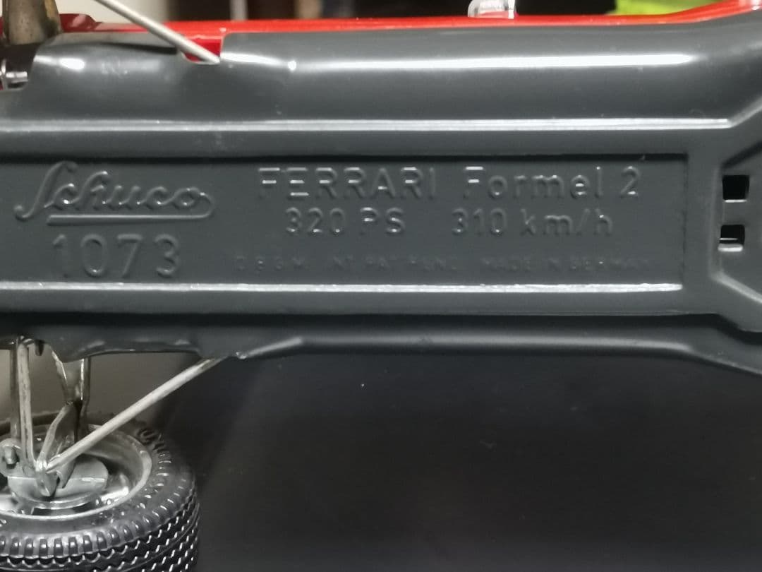 Ferrari Formel 2 1073　シュコー　ミニカー