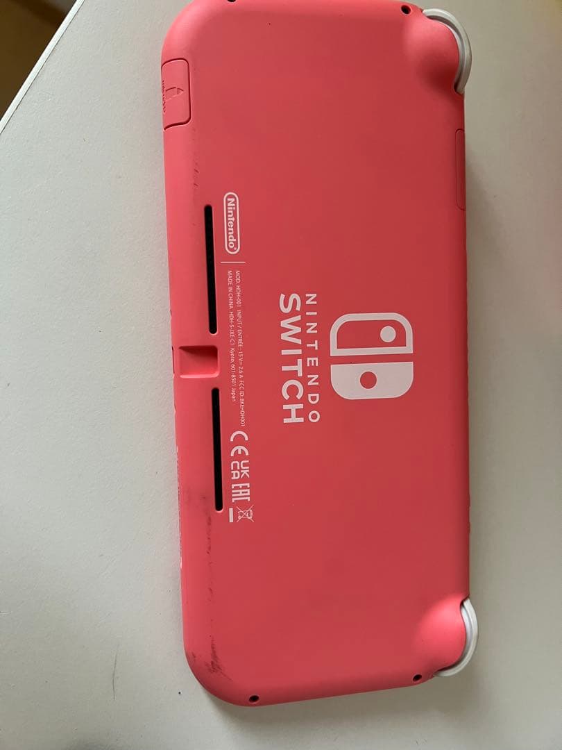 ニンテンドースイッチライト(ピンク)