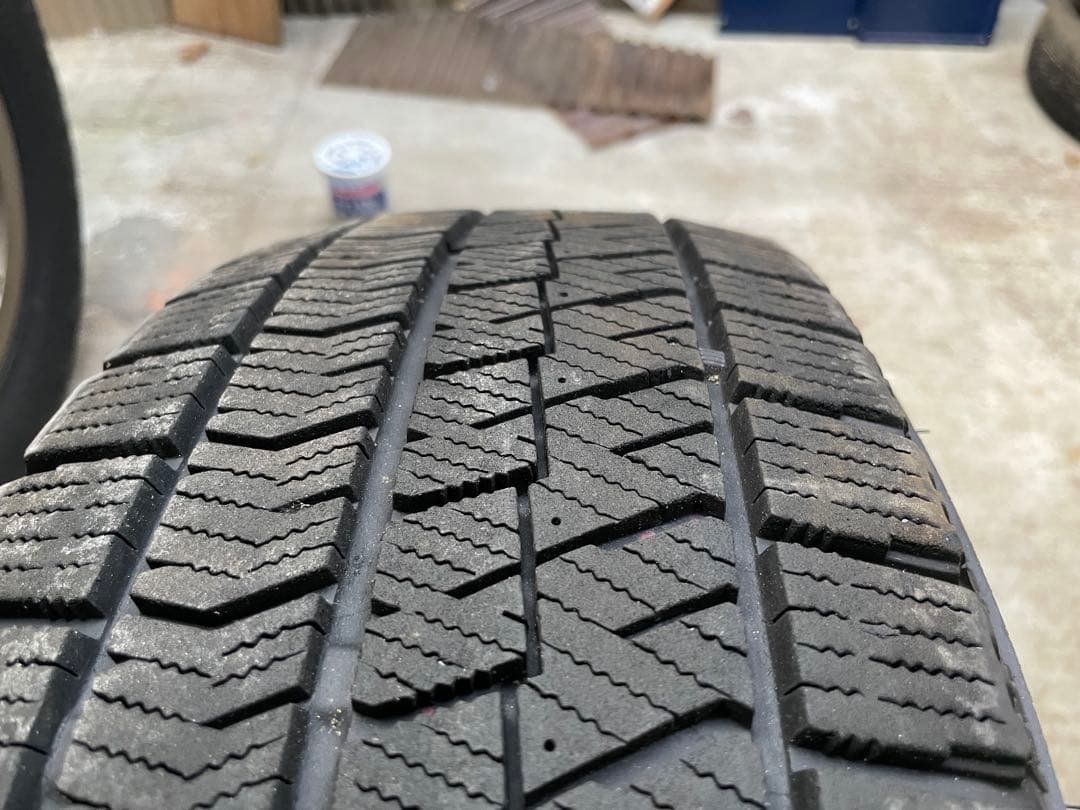 キャマ　スタッドレス VRX2 195/65R15 2022年製
