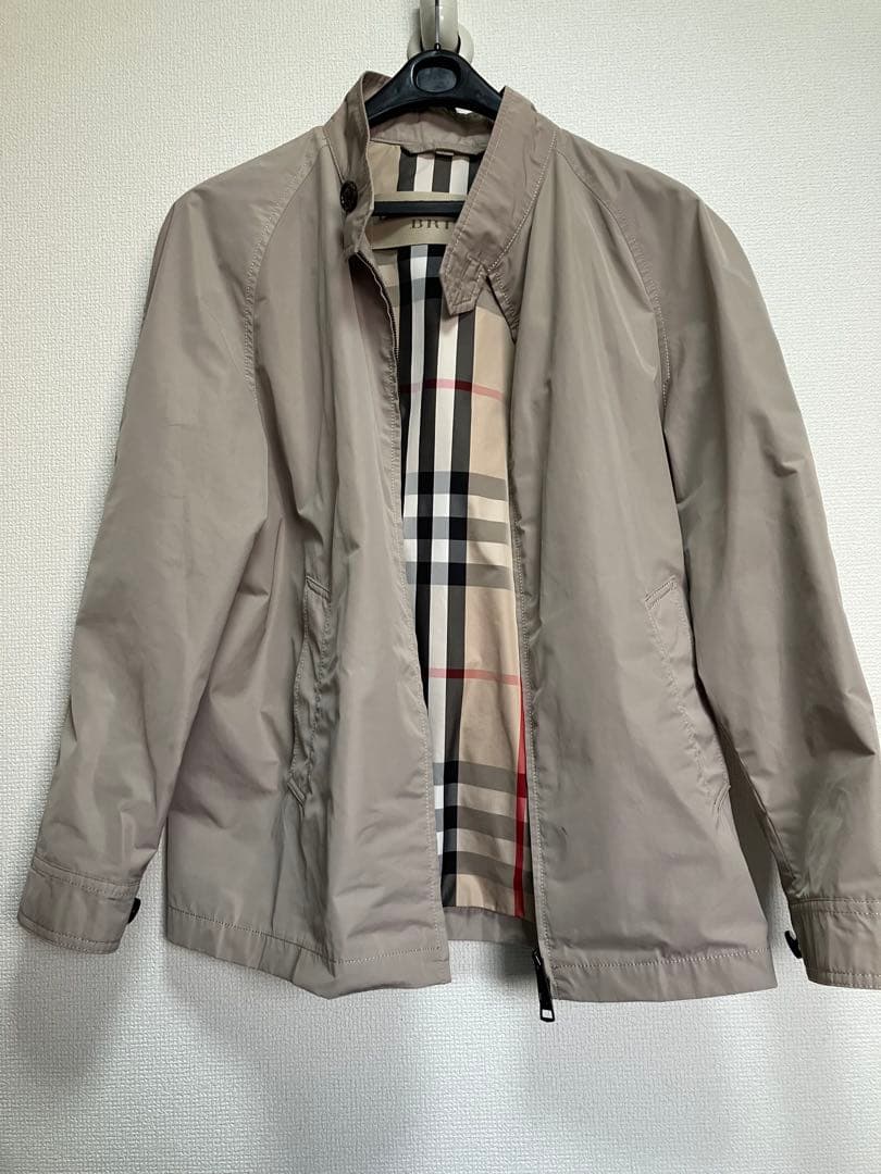 Burberry Brit ベージュジャケット