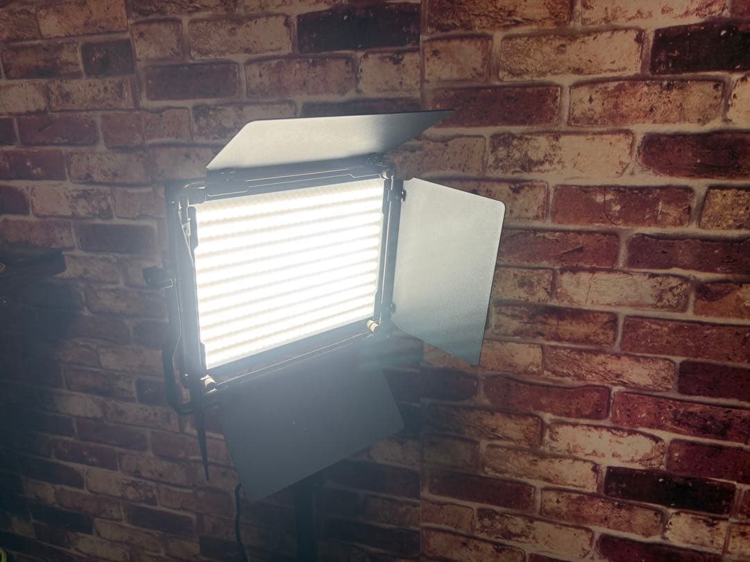 【Neewer 2 2.4G 660 LED】LEDスタンドライト