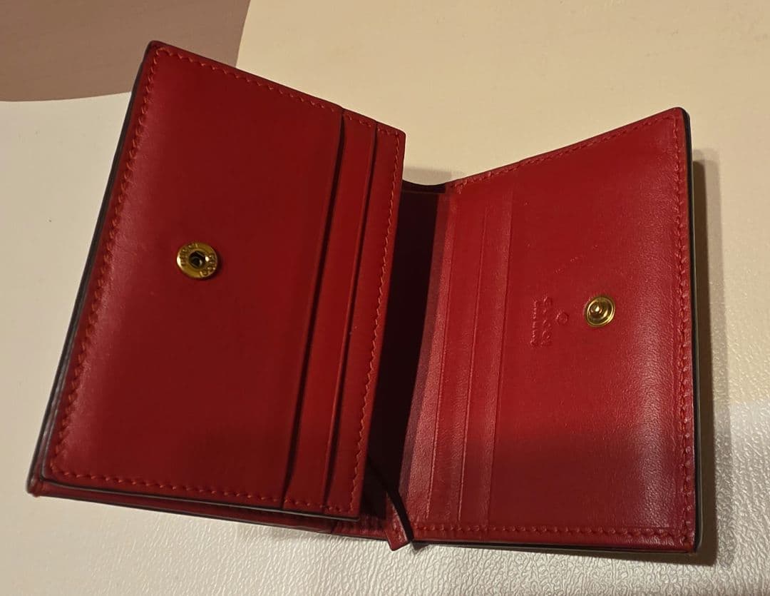 GUCCI チェリー装飾 折り財布