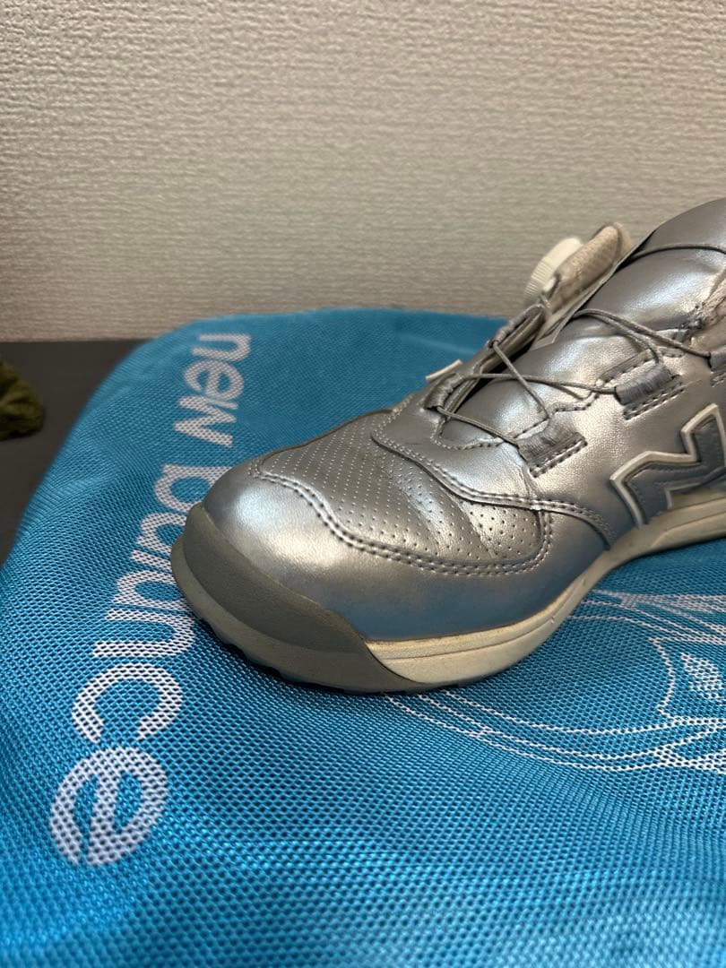 New Balance ゴルフシューズ シルバー 収納袋付き23.5