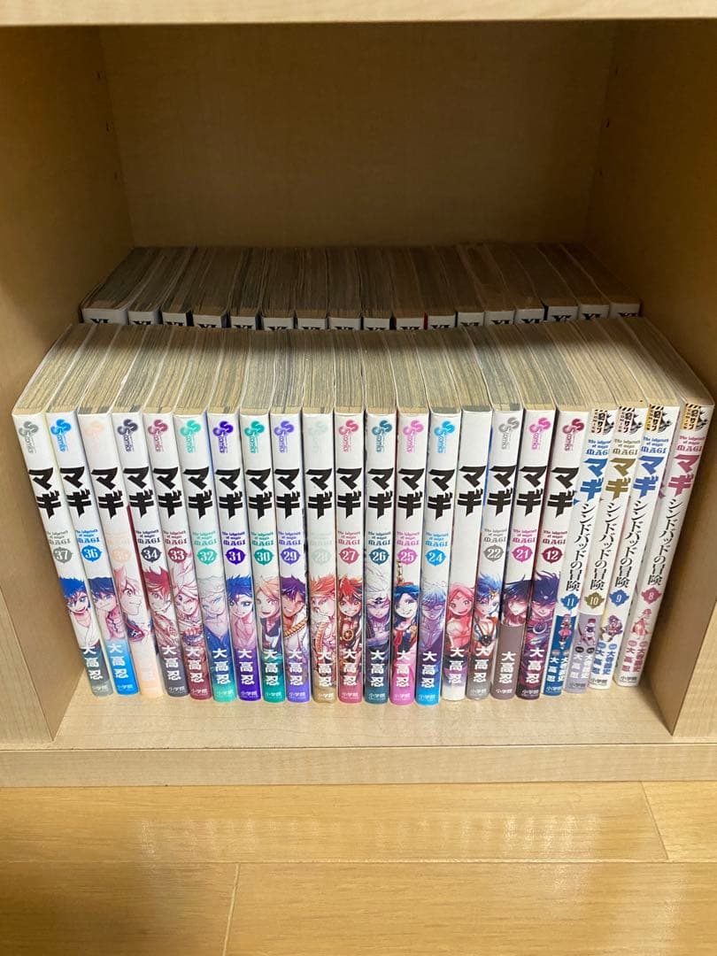 漫画　まとめ売り　進撃の巨人　フェアリーテイル　マギ　七つの大罪　東京グールRe