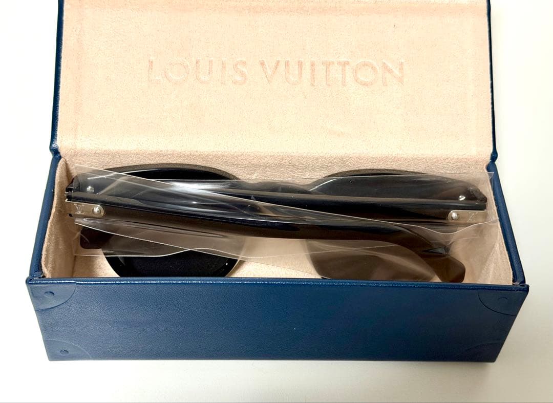 ✨美品⚜️LOUIS VUITTON⚜️サングラス