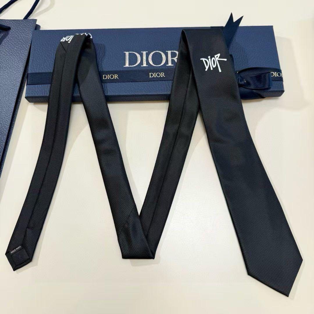 Dior ブラック ネクタイ