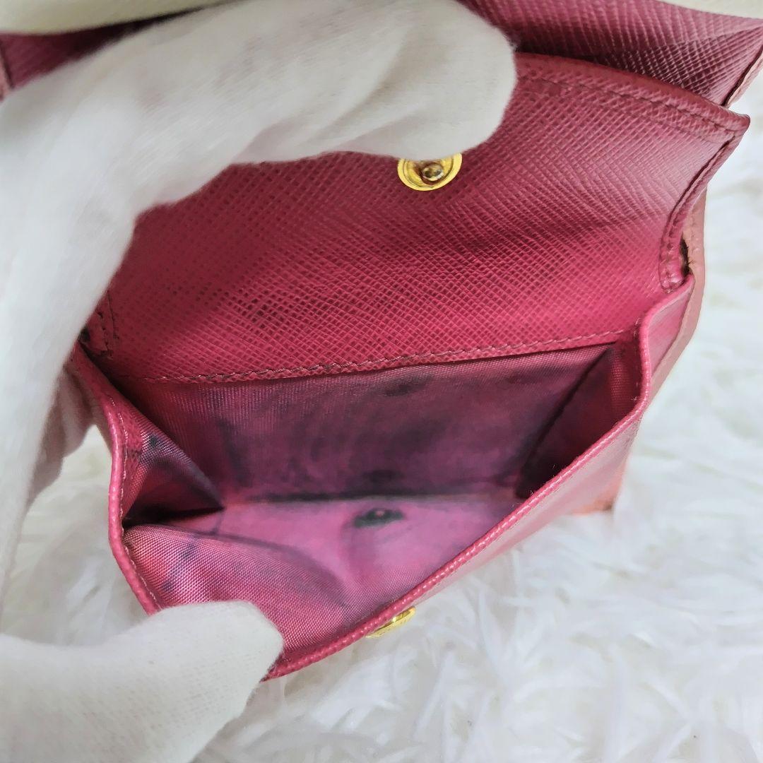 レア美品✨プラダ◇マルチカラー二つ折り財布　ゴールド金具桜色チェリーピンク