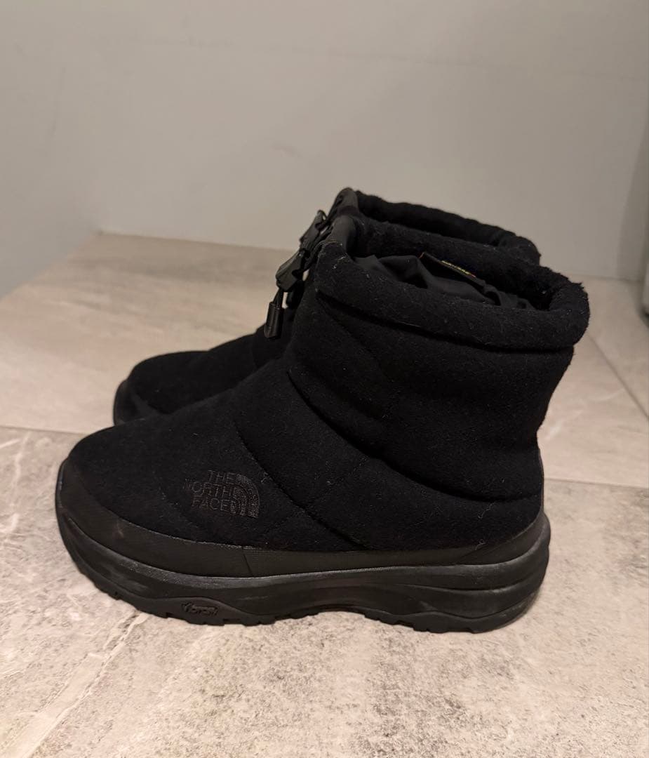 THE NORTH FACEノースフェイスヌプシ ショートブーツ黒23.0cm