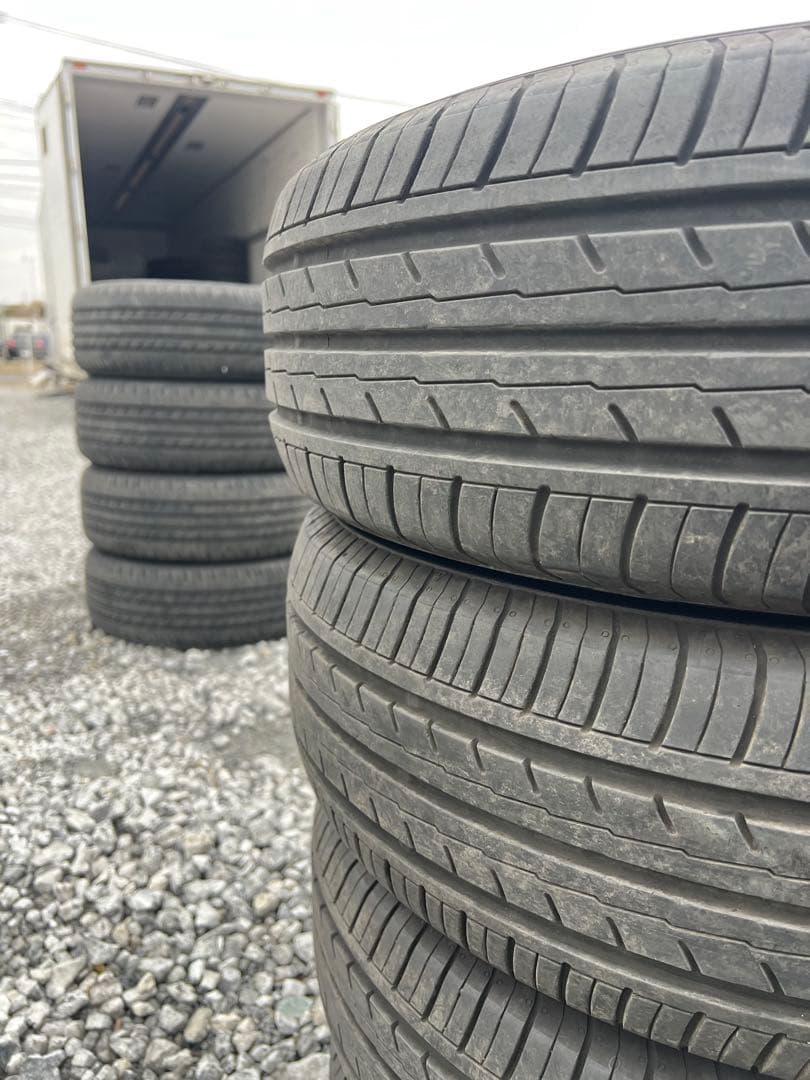 ヨコハマ　ブルーアース es es32 205/65r15 24年製　バリ山