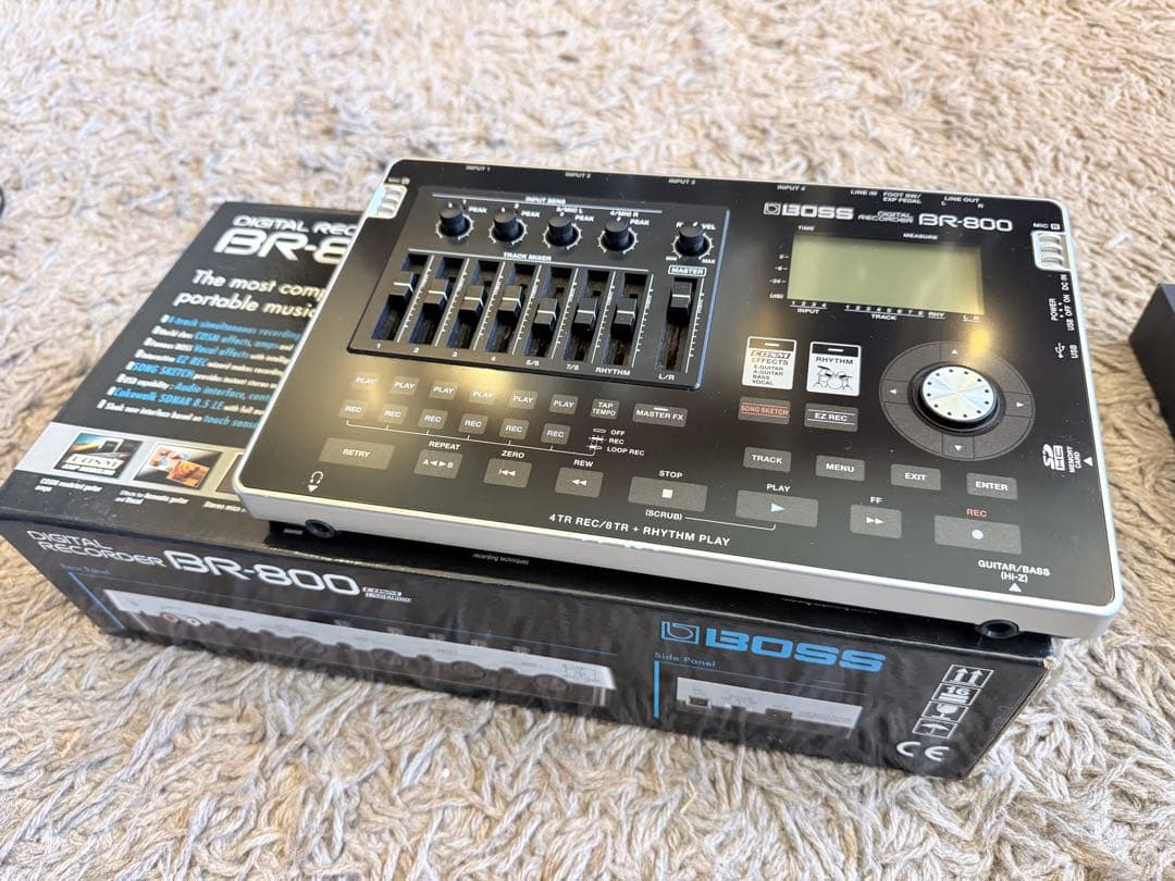 BOSS BR-800 マルチトラックレコーダー