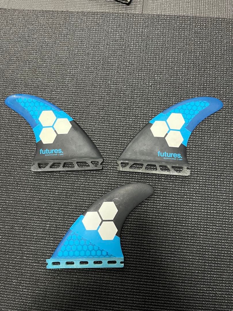 最終価格フューチャーフィンAM1 FREAKのリーシュ付き