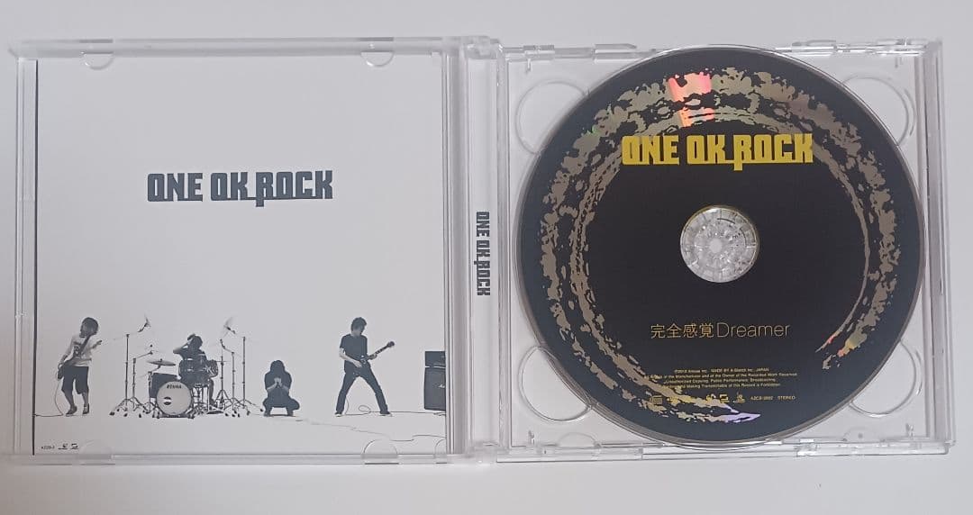 ONE OK ROCK 完全感覚Dreamer 初回限定盤 CD+DVD