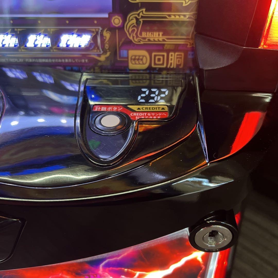 スマスロ「北斗の拳」拳王パネル　送料無料　パチスロ実機