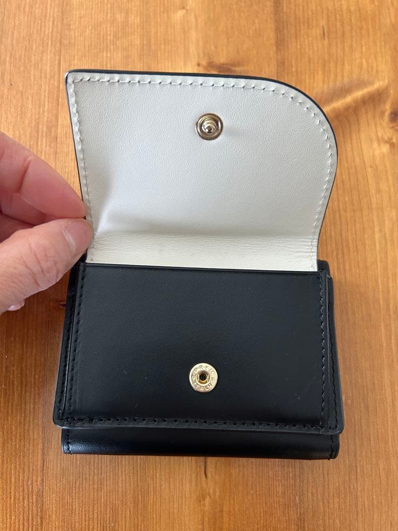 agnès b. コンパクト三つ折り財布