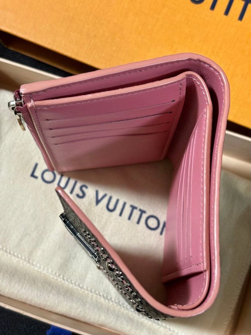 yuu♡ ルイヴィトン 美品 正規品 三つ折財布 ポルトフォイユカプシーヌ
