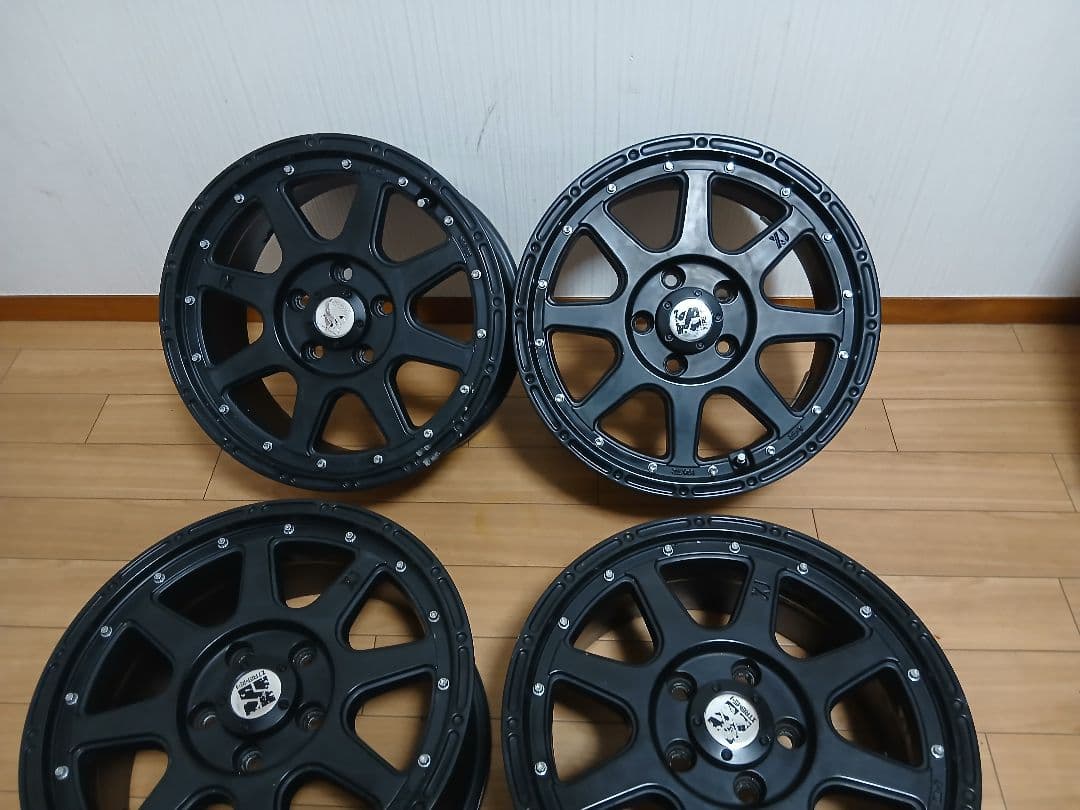 ②MLJ エクストリームJ 16in 7J +35 PCD114.3 2個