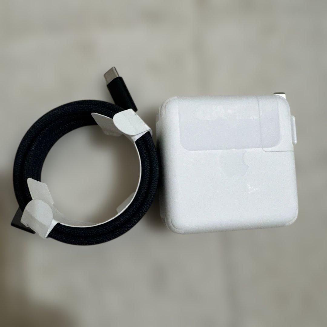 【純正・新品】Apple 70W USB-C アダプタ & MagSafe 3
