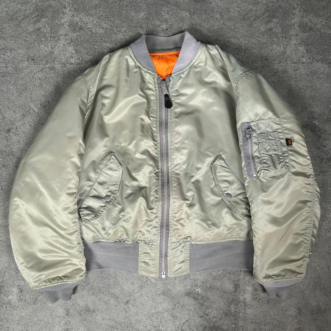 ALPHA INDUSTRIES MA-1 フライトジャケット シルバー